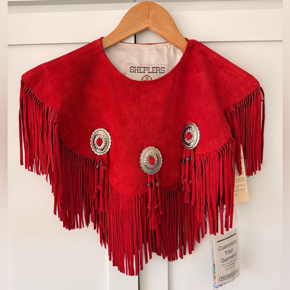 Vintage Sheplers Boho Suede Fringe Western Cape Concho | Made in USA